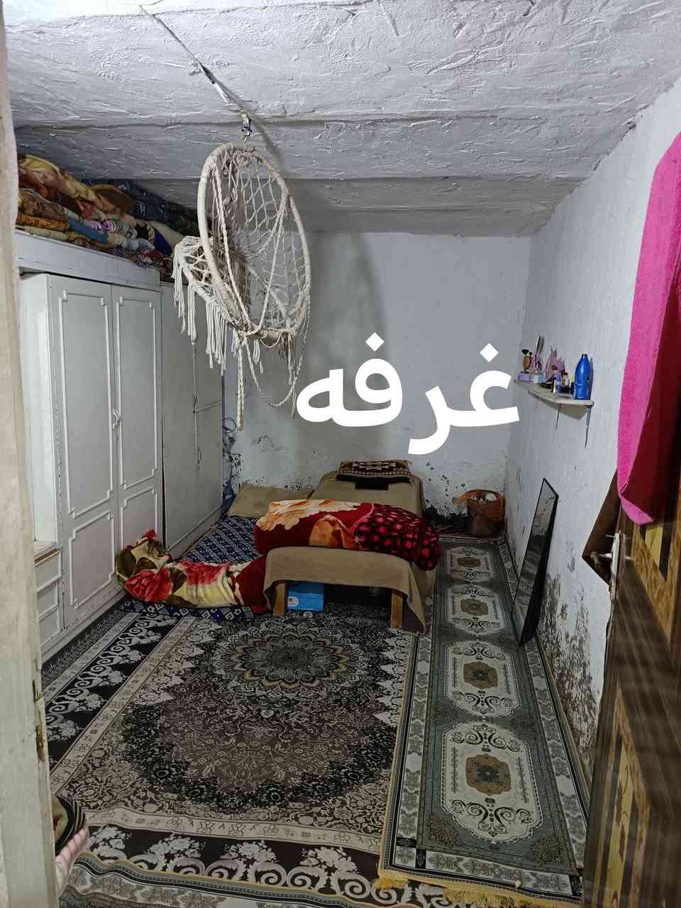 بيت اللبيع ١٠٠متر زراعي سند 25
حي ميسان شارع الشيوخ بي غرفتين وصاله صحيات خارجيه مطبخ مفتوح ع صاله ساحه صغيره ستقبال باب خارجي السعر٢٥ وبي مجال *********** 
***********
