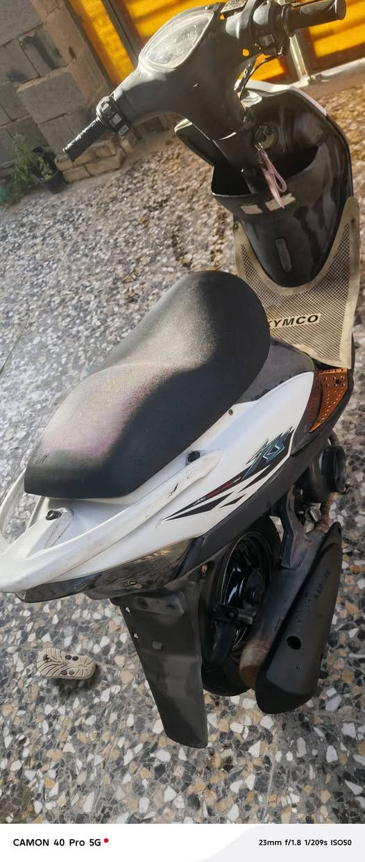 دراجه ماكس عدله نضيفه وناعمه كهرباءيات كله شغاله نهضه كلش قويه مكان رميثه السعر 600 رقمي ***********
