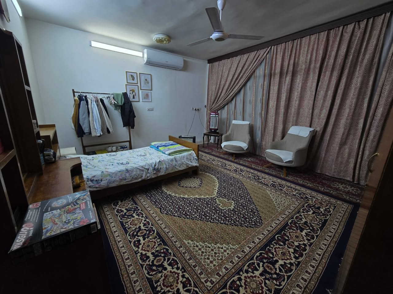 دار للبيع🏠 الحريه البستان قرب صيدليه البهاء بناء حديث المساحة ٦٦
الواجهه 5ونص والنزال12
يحتوي مدخلين الى البيت صاله وهول ومطبخ وصحيات الطابق الارضي
والطابق الاول حولي غرفتين وصحيات
والطابق الثاني غرفه وحولي
 للتواصل على الرقم فقط
***********
غير متواجد على الماسنجر
