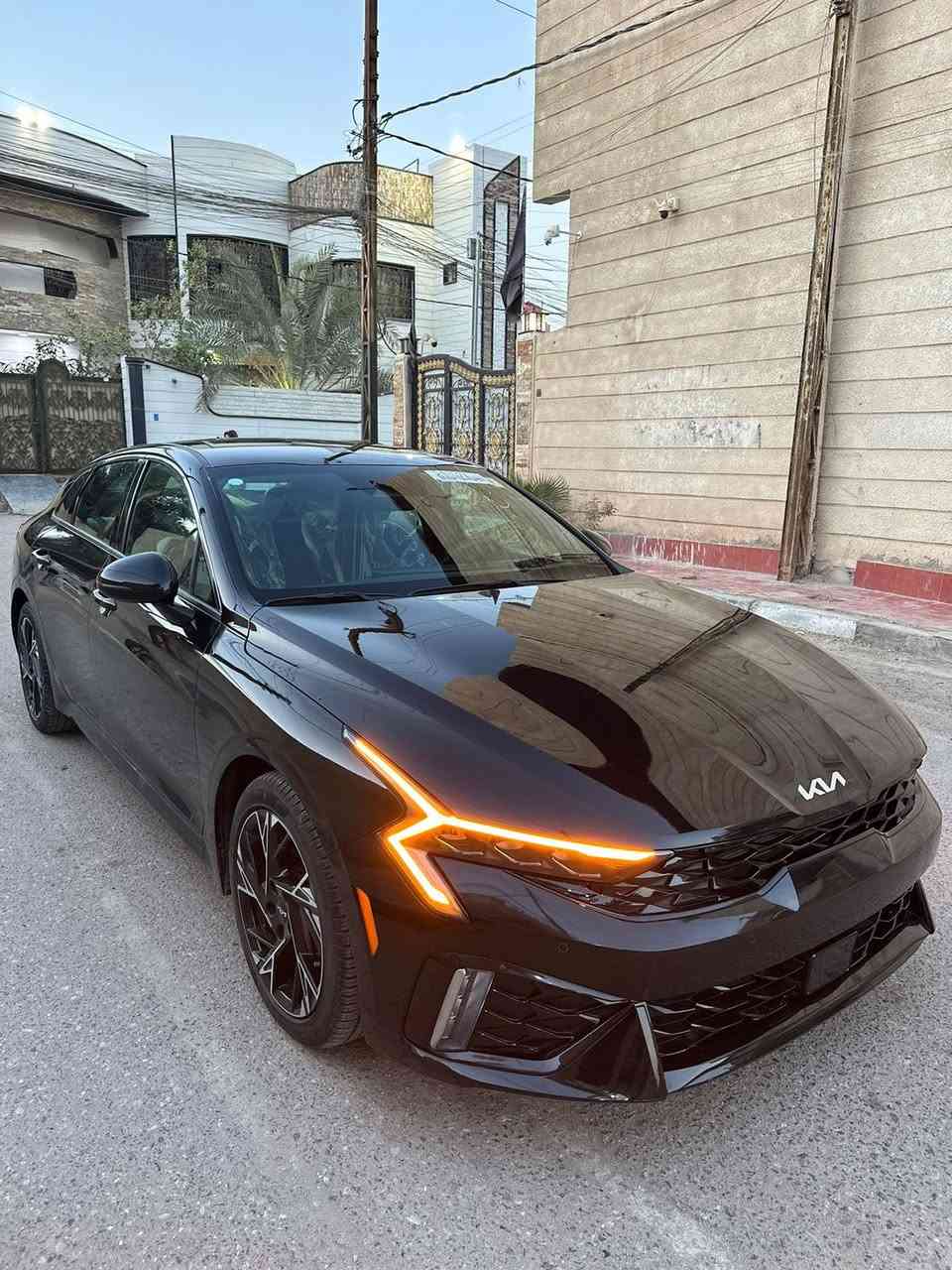 كيا فايف فول موصفات 2025
السعر. 210 

سيارة بعدها زيرو  وارد أمريكي مكفولة من كلشي كلين تايتل دخول جديد حره بدون رقم فول موصفات   GT Line للاستفسار: ***********
