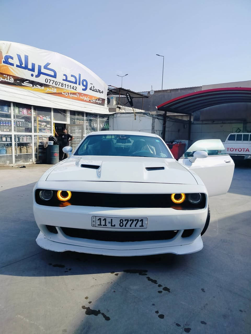 سلام عليكم جالنجر للبيع 2016 sxt سعرها 135 سياره حلوه مواصفات فول عده الفتحه رقم مميز ***********
