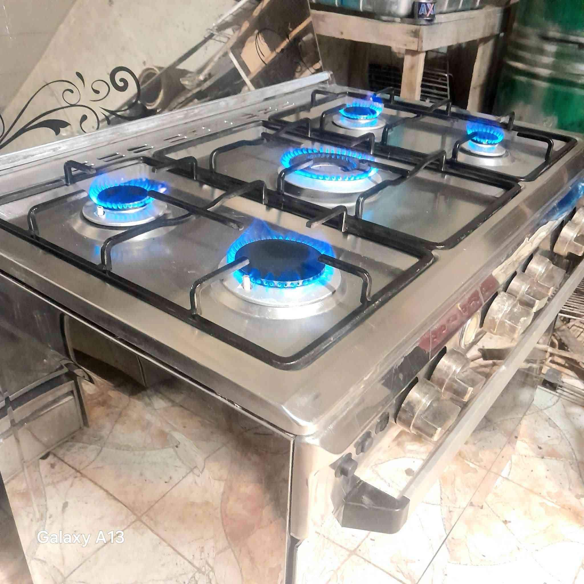 هذا فورس مصري اخو الجديد  ٢٠٠ قفله ١٧٠

والثاني فرش مصري بعده بلكارتون اخو الجديد ٢٥٠ و ٢٠٠ قفله


**إذا كنت صاحب هذا الإعلان وتريد حذفه لأي سبب، رجاءا أرسل رسالة إلى الدعم الفني**