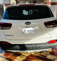 سورنتو 2016     بصمة تشغيل + بصمة ابواب  مكينه 6 سلندر  حساسات خلفيه +...