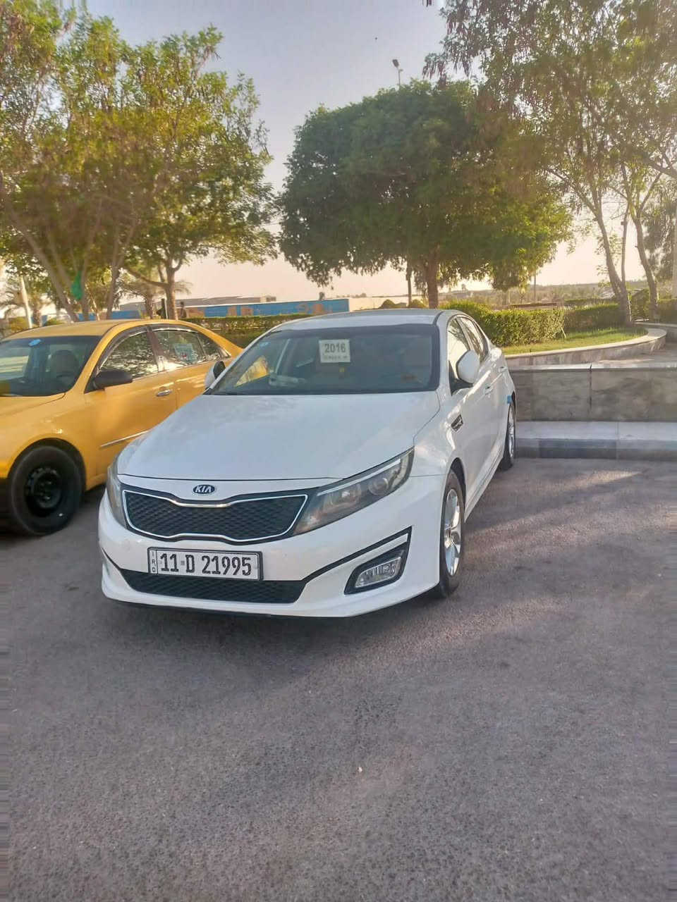 كيا اوبتيما خليجي موديل 16 مكفوله من الضربة والصبغ وتبديل والفتح مكينه 2000 دوش رقم بغداد دولي بسمي سنويه جديده هزه جديده سياره وضع الشركه جديده مكان السياره ناصريه مركز ***********
