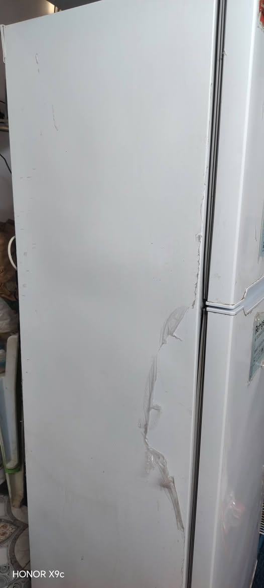 سلام عليكم ثلاجه للبيع حجم كبير نضيفه سعر 350وبيه مجال مال معتاز


**إذا كنت صاحب هذا الإعلان وتريد حذفه لأي سبب، رجاءا أرسل رسالة إلى الدعم الفني**