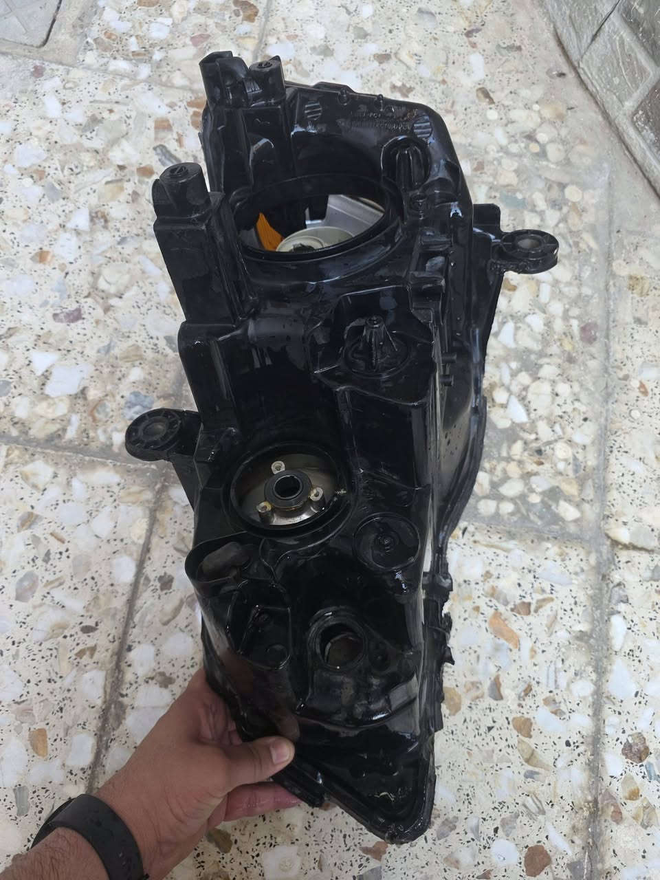 السلام عليكم
لايتات دوج كرفان جيتي تايون مستعملات 
نضافتهم مثل مشوفون بلصوره واحد منهم بي نقص اذن مكسوره
والجامات تعتاز جلي او الافضل تبديل او فتح وكبس من جديد 
اخوتي اكرر مستعملات وبيهن اضرار بصيطه بلكفر الخارجي مو بلطاسات الجوه ونزلت صوره من جنت شادهن ع سياره
سعرهن ٥٠ وبيهن مجال 
مكاني بغداد اعضميه 
اتصال او مراسله واتساب
***********
اسف ع اطاله
