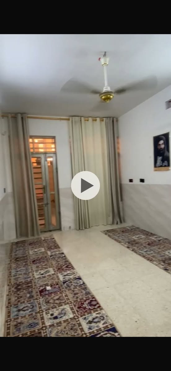 دار للبيع منطقة سكينة 2/11 المساحة 100 واجه 5 نزال 20 طابقين يحتوي على 3 غرف نوم  استقبال وصالة ومطبخ   وصحيات  للاستفسار *********** سند 25 اقرار محكمة
