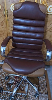 كرسي اخو جديد السعر ٧٥...07823298211