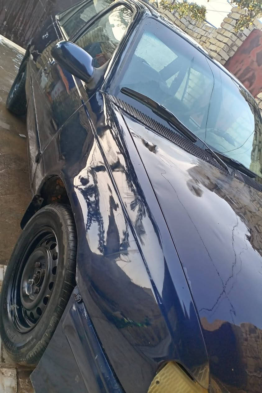 السلام عليكم سياره للبيع دايو سلو مديل 94 رقم انبار مشروع وطني سنويه تنتهي 27 راعيه بواسط تحويل ثاني يوم سياره حلوه مكان السياره كوت مركز المدينه رقم الهاتف ***********
