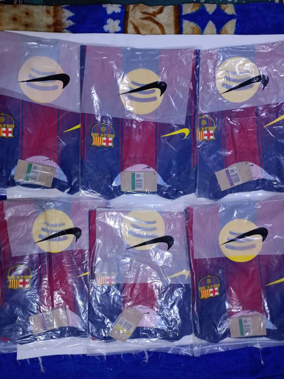 دريسات تايلاندي الاصلي ..شعار جلاتين 
متوفر /برشلونة /بايرن ميونخ .. كل القياسات متوفرة 

سعر الدريس 7000 فقط


**إذا كنت صاحب هذا الإعلان وتريد حذفه لأي سبب، رجاءا أرسل رسالة إلى الدعم الفني**