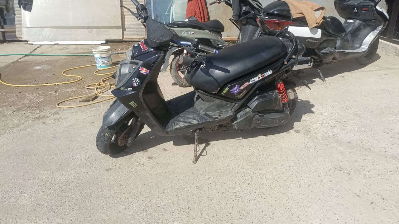 السلام عليكم دراجه سكنس جبلي ياباني 2011 دراجه كامله مكينه خير من الله تايرات جدد مكينه خرسه السعر 800 مكاني ديالى بعقوبه رقم الهاتف ***********
