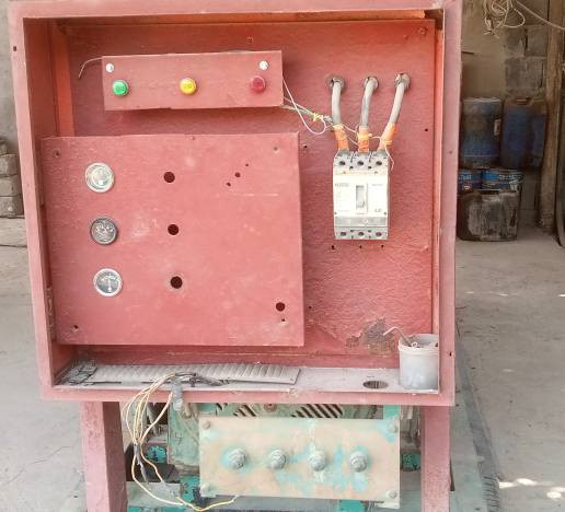 السلام عليكم عندي مولدات  البيع الي يريد يجي خاص رقم هاتف ***********
