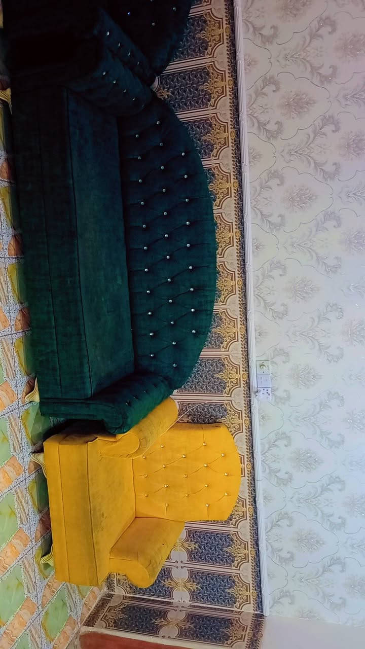 مكينه جمسي للبيع نظيفه وما داخله تصليح وشرط الفحص مكاني كربلاء وتخم للبيع 10 مقاعد تسكام للاستفسار على خاص او اتصال على رقم ***********
