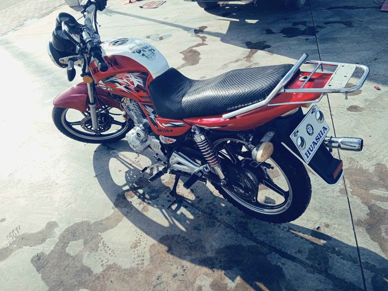 سلام عليكم من رخصت لادمن دراجه للبيع هايوشه موديل 2021 محرك اخرس نشاط فول  بيهى اوراق كمرك مدفوع للبيع أو مراوس شعدك نزل رقم ***********
