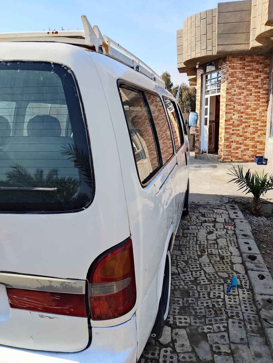 السلام عليكم بريجو موديل 97 جير محرك اكسن مكفولات داخل خير من رب العالمين كشنات جلد حاوية مكان ابو غريب ***********
