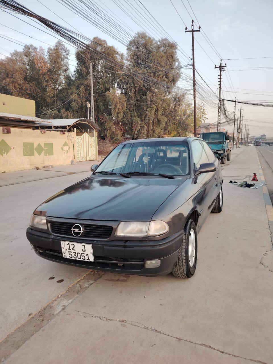 السلام عليكم أسترا موديل ١٩٩٣ تك باب محرك أستندر معمر قبل يومين كير شرط تبريد أصلي شغال  ويل كب تايرات  جديدة بطارية جديدة مصبوغه حزام رقم دولي الشرعي موجود  تحويل فقط بدون وكالة  الرقم  ***********+***********
السعر 38 وبيها مجال
