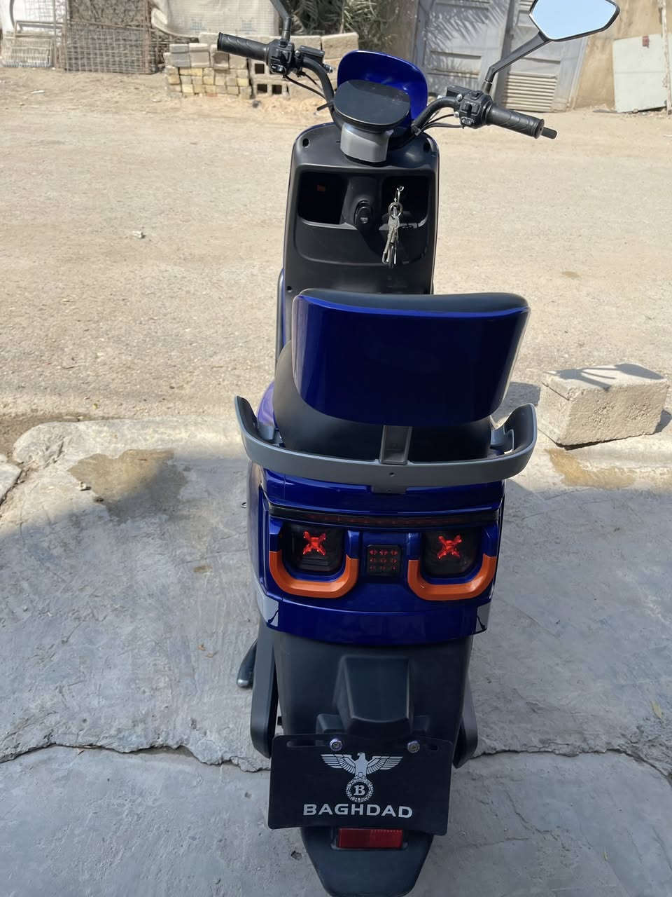 اسلام عليكم دراجه شحن للبيع
الاسم:بوليسيه 
الون :ازرق 
ملف :3000
السرعه :75
السرعات 3
بصمه عدد 2
اتشغيل كارت عدد2
مفتاح عدد2

الدراجه ماخذها جديده 
البطاريت ماستر 
السعر خاص 
علمان التواصل فقط رقم ***********
