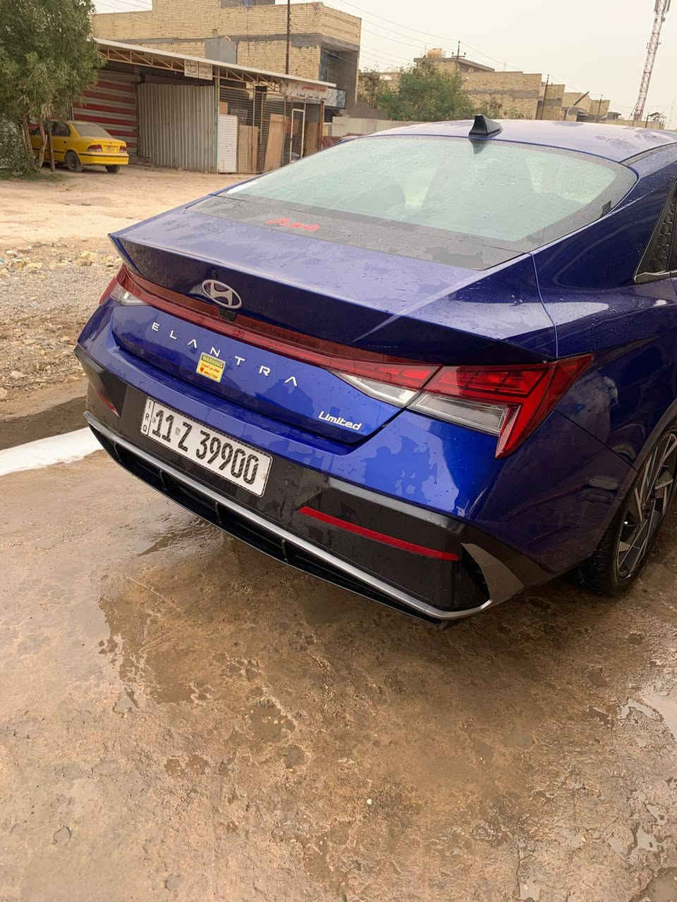 (سلام عليكم للبيع فقط بدون مراوس) 
هيونداي النترا 2025 لمتدد  لون ازرق ( چويتي مميز  ) فووول مواصفات مكينه 2000 دووش المرغوب 
((ترقيم جديد رقم مميز  وكاله عامه بأسمي اني ابصملك ))
السياره كلين دعاميه فقط 
   
مواصفات 
فتحه /بصمه /شاشه ديجتال متصله / هاندبريك بصمه / اوتوهولد / داخل 12 لون /رادارت 360 درجه /تشغيل عن بعد /نظام الترحيب الصوتي /4 وضعيات قياده /كشنات تدفئه تبريد / شاحن وايرلس / ويل كب حجم 18/نضام كار بلي/ فتح لبيبان لمس  / صندوق لمس/ جام اوتو ونضام ذكي/ سياقه ذاتيه/ تحديد مسار /مثبت سرعه /مري خلفي تضليل اكتروني ذكي /تحديد بعد مسافات السيارات/ تبريد لمس/ جام تنزيل وتصعيد ع بصمه /تقسيم مازدات لمس/
رادار خلفي امامي جانبي /توقف ذاتي /كشنات كهرباء/ كامرات عدد2 360درجه وبيه هواي مواصفات بعد   تبريد ثلاجه/ سياره بحاله الوكاله ماشيه 14الفmi 
سعر 195$ وبيه مجال قليل العنوان بغداد ***********واتساب فقط
