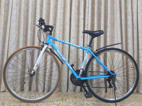 دراجة نوع 700c ماركة AEXTHIE ياباني نظافة 93/%

سستم شيمانو كامل 
                          كيورة سحب دفع 
                                                 دشالي 3امامي 7خلفي 

السعر 100الف 

((العنوان/بغداد/البلديات)) رقم الهاتف ***********
