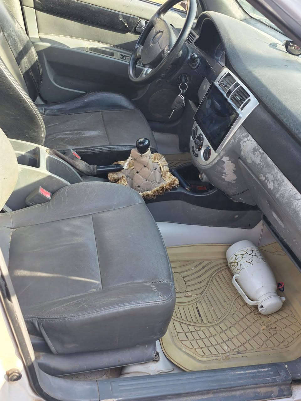 يا الله السلام عليكم اوبترا 2004 رقم ذي قار سعره حلوه مال جناي محرك خير من الله للاستفسار ***********
