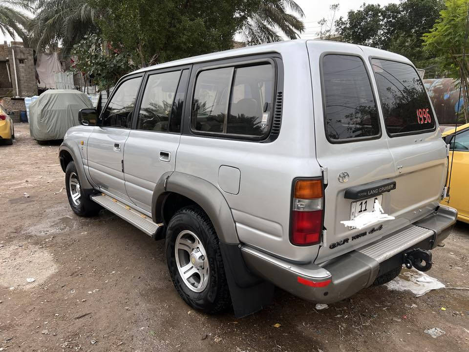 ياالله لاندكروز 96 محرك 4500 بخاخ كير اوتماتيك بلاد تبريد٣ قطع موسم الصيف سويتة باتري جديد تايرات جديد السيارة معمرة تعمير كامل درجة اولة لا حادث ولاكلبة رقم مكليزي بسمي السعر 100وبيجال رقم ***********
