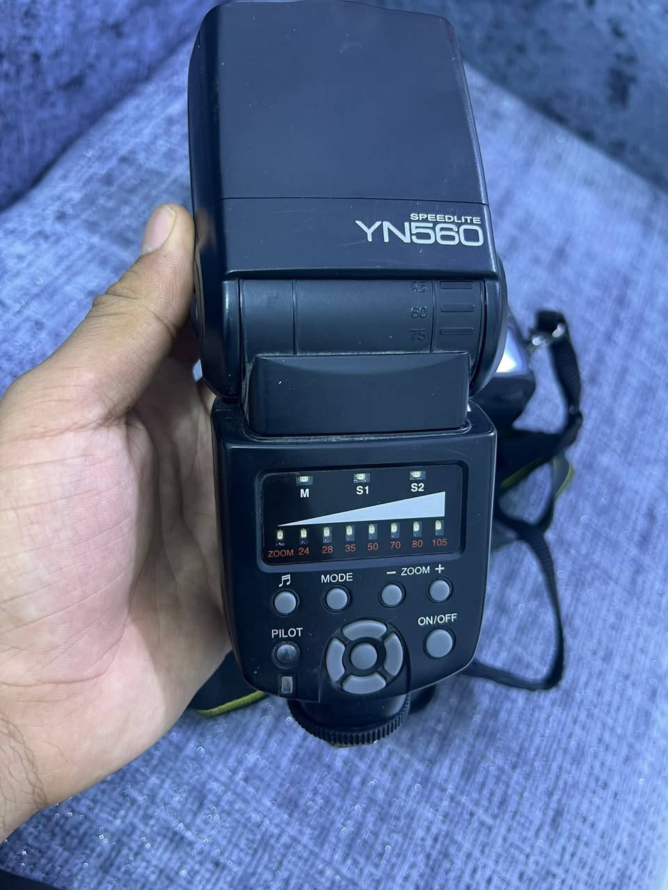 نيكون 7100 
نضافه فول ملحقات جنطه وحزام ورام اصلي 
وفلاش وشاحنه
مكاني حله ومتوفر توصيل🚚
***********
