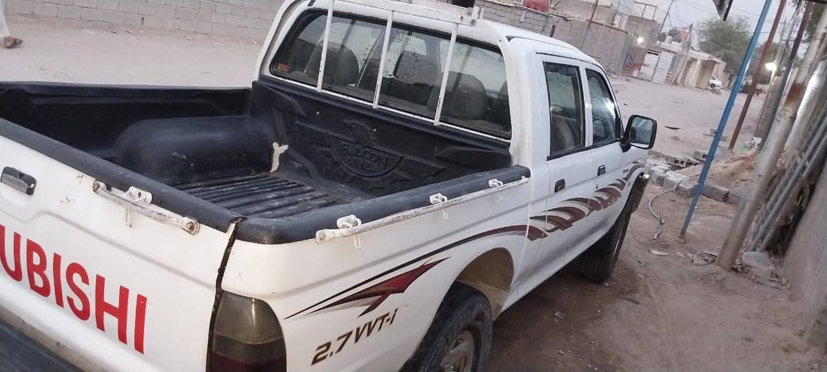 بيكب مسيوبشي كاز كير ومكينة جدد موديل ٢٠٠٥ السعر ٦٥ بيهة مجال رقم بغداد بسمي
@@


**إذا كنت صاحب هذا الإعلان وتريد حذفه لأي سبب، رجاءا أرسل رسالة إلى الدعم الفني**