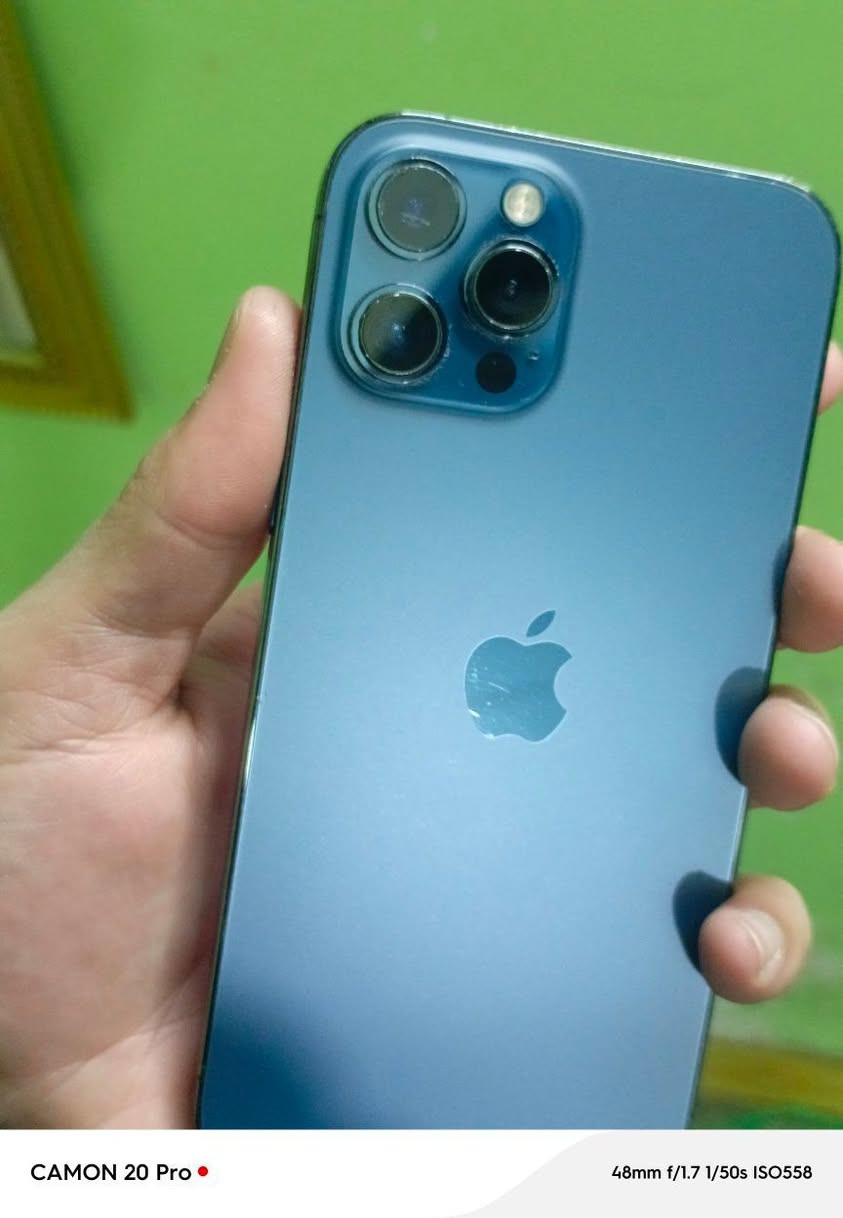 ايفون 12 برو ماكس بطاريه 84 ذاكره 256 جهاز نضيف كله بلاد شرط حاسبه سعره 450 بي مجال ***********
