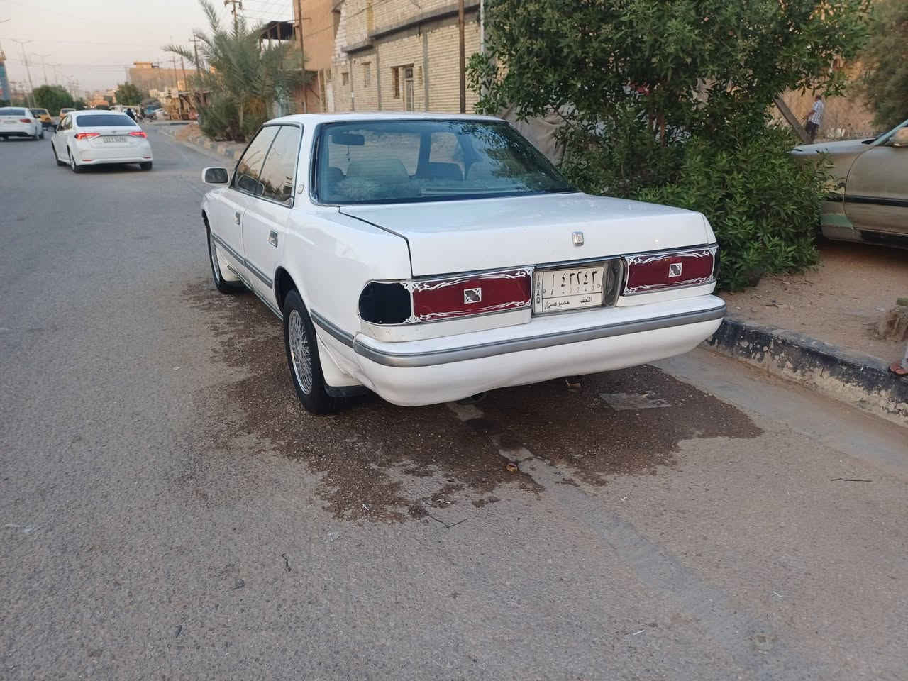 السلام عليكم اخواني مارك فلات ١٩٩٢ للبيع مكفوله كص ونقل تحويل مباشر مكينه وكير خير من الله السعر ٤٣ وبيه حك الجيه مكاني كربلاء   ***********
