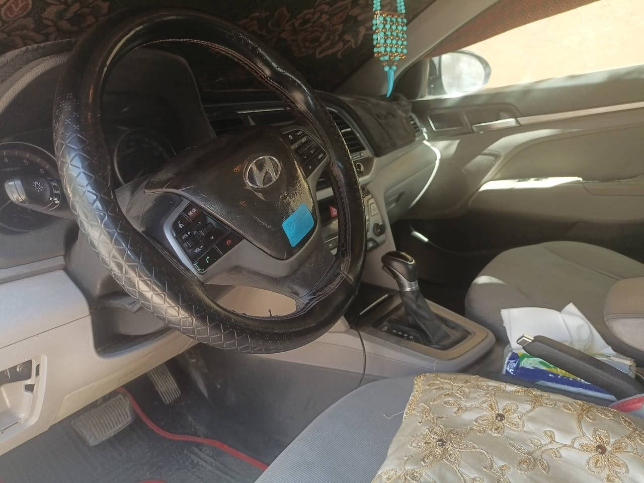 النترا واردامريكي موديل ٢٠١٧ حادثها شاملغ امامي وبيها يعني ضحكات خفيفه السياره جاهزه مكينه رقم اربيل ومنتهيه السنويه بال 24 بنهايتها  عنوان البصرة حيانيه شارع السيد السعر110وبيها مجال بيع فقط رقمي ***********
