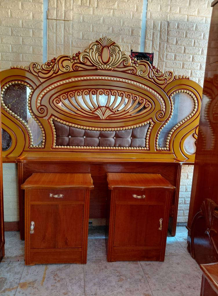 غرفه نوم ام الخمسه طابقين داخل وخارج صاج ضهر جرجوبه خمسه ملم عنوانه كوت حي الجهاد شارع النجارين نجارة ومعرض الحجامي الاتصال او مراسلة الصفحه ***********
