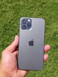 آيفون ١٢ برو ماكس • ٢٥٦ • بطارية ٨٠