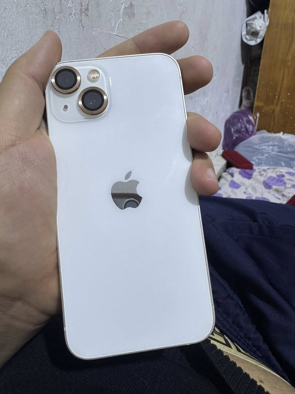 سلام عليكم 13 عادي
ذاكره 128
بطاريه 88
تليفون مبدل شاشه اصلي يعني تفصيخ مايطلع عندي قطعه غير معروفه اصليه 
مكاني شعب حي تجار 
سعر 375 وبي مجال
رقمي ***********
