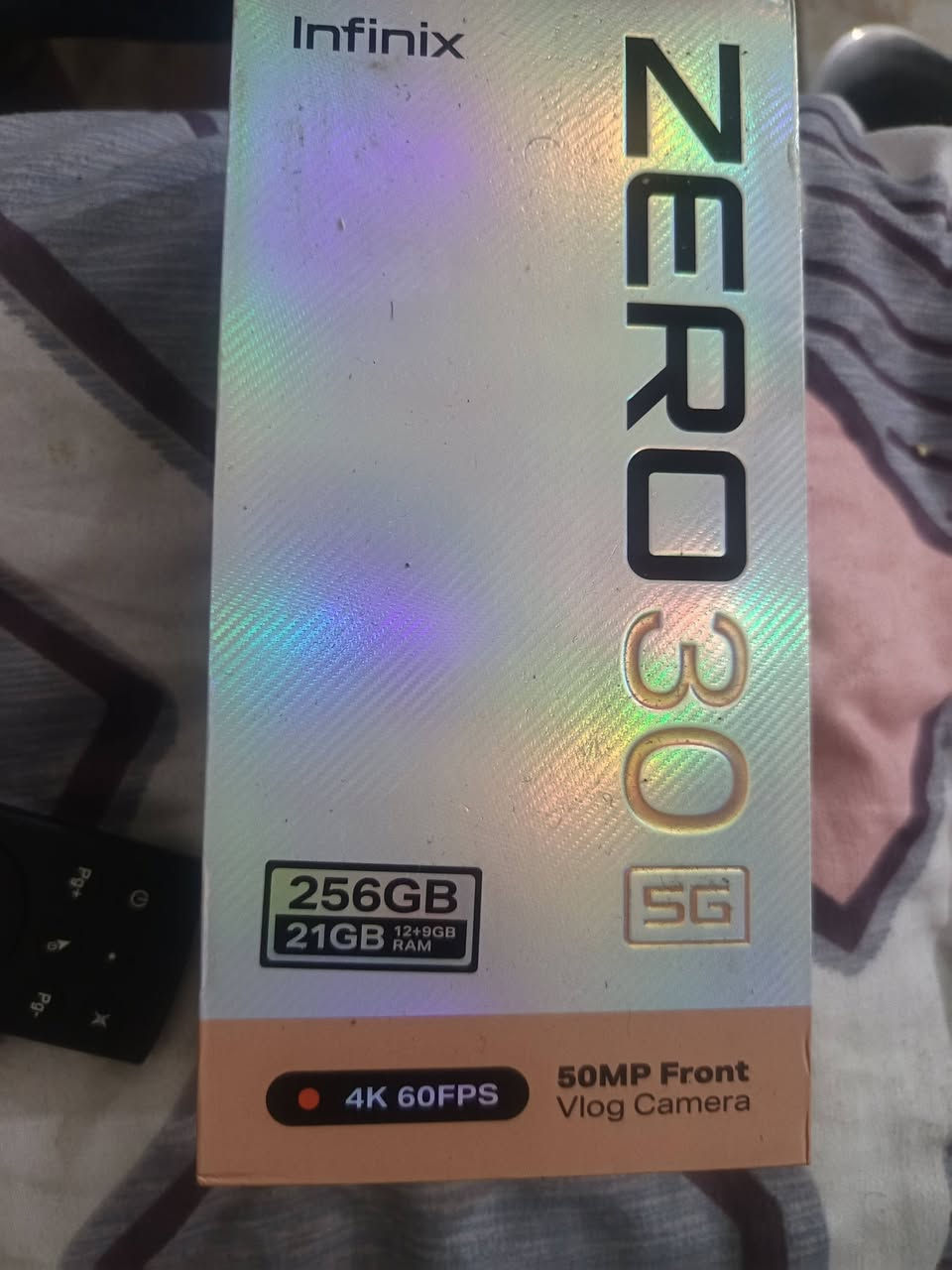 انفينيكس Zero 30 اخضر ضبابي 256 جيجا 8+8 رام ( 12)
الشاشة : 6.78 إنش 

الذاكرة: 256 جيجابايت 

الرام : 8+8 جيجابايت 

الكاميرا الرئيسية : 108 ميجابكسل 

البطارية : 5000 أمبير 

الشبكة : 5g

المعالج :Mediatek Dimensity 8020

الملحقات: الشاحن المرفق الأصلي السماعه الأصلية القلاده الاصليه ملحقات كفر اصلي لزكه اصليه (كامل الملحقات) إستخدام بسيط جهاز نظيف جدآ 
السعر النهائي مع التوصيل لكل مكان في العراق ٢١٠ ألف اخوان بدون احراج سعر ثابت


**إذا كنت صاحب هذا الإعلان وتريد حذفه لأي سبب، رجاءا أرسل رسالة إلى الدعم الفني**