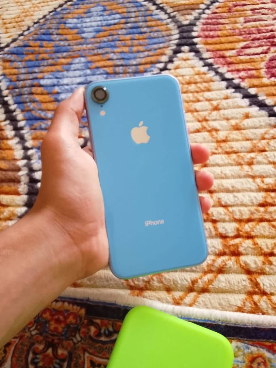 السلام عليكم عندي جهاز اكس آر نضيف جدأأ شخط مابي نضيف الجهاز فقط هاي البشاشة مثل ماموضح بل صور ذاكره 64البطاريه 81الجهاز قبل التحديث جان وتر من حدث طلعتلي يقره بطاريه بس تقره نسب 81الجهاز مال وتر حلو العنوان بغداد رقمي ***********سعر 175بي مجال
