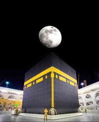 و رحمة الله وبركاته  توجد سيارة صغيرة  ستتوجه هذا الاسبوع  ان شاء الله...