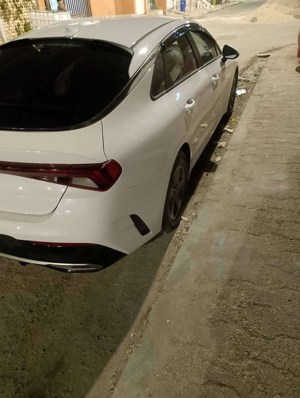 موديل 22 لون ابيض صدفي محرك 1600
2تيربو السياره وارد أمريكي نضيفه كلش بمعنه الكلمه
مال جناي نص فول🌜بس بيها هواية حساسات معروفه
الحادث بس البنيد جاملقات كفاله وبيها ضربات خفيفه كلش
حداديه تخم تاير جديد🔥المحرك والكير كفاله 🔥سنويه28
رقم بصره ثاني يوم مداور ماشيه39
سعر200
***********
العنوان البصر
