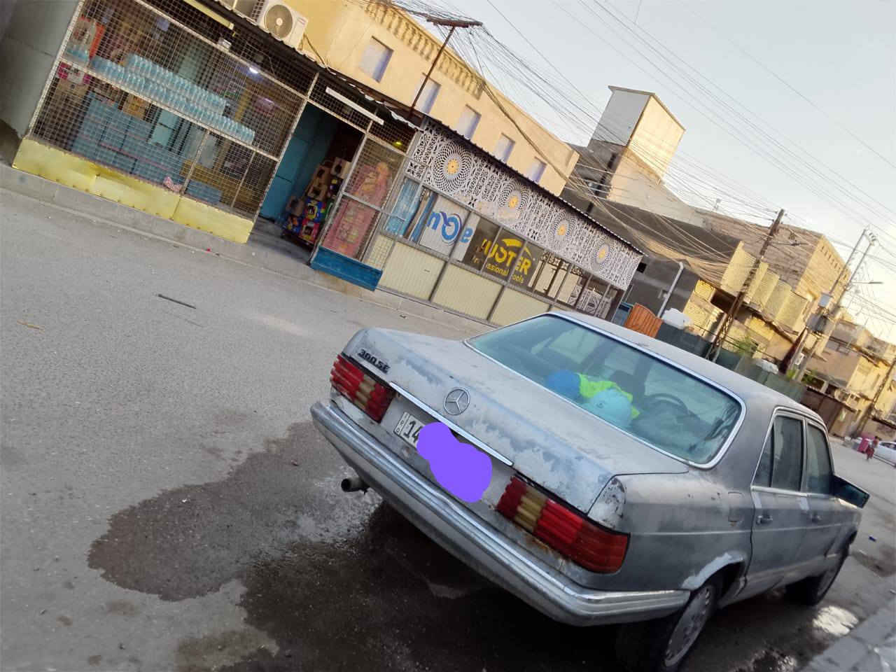 السلام عليكم 
مارسدس رئاسي باب طويل مديل 83
سنويته بسنة ال 30 تنتهي 
رقمه بصرة انكليزي 
مكينة 3000 وكير حلو حداديه نص ونص 
االسعر 30 وبيه مجال 
مكاني بالبصرة  ٥ميل البصرة, العراق


**إذا كنت صاحب هذا الإعلان وتريد حذفه لأي سبب، رجاءا أرسل رسالة إلى الدعم الفني**