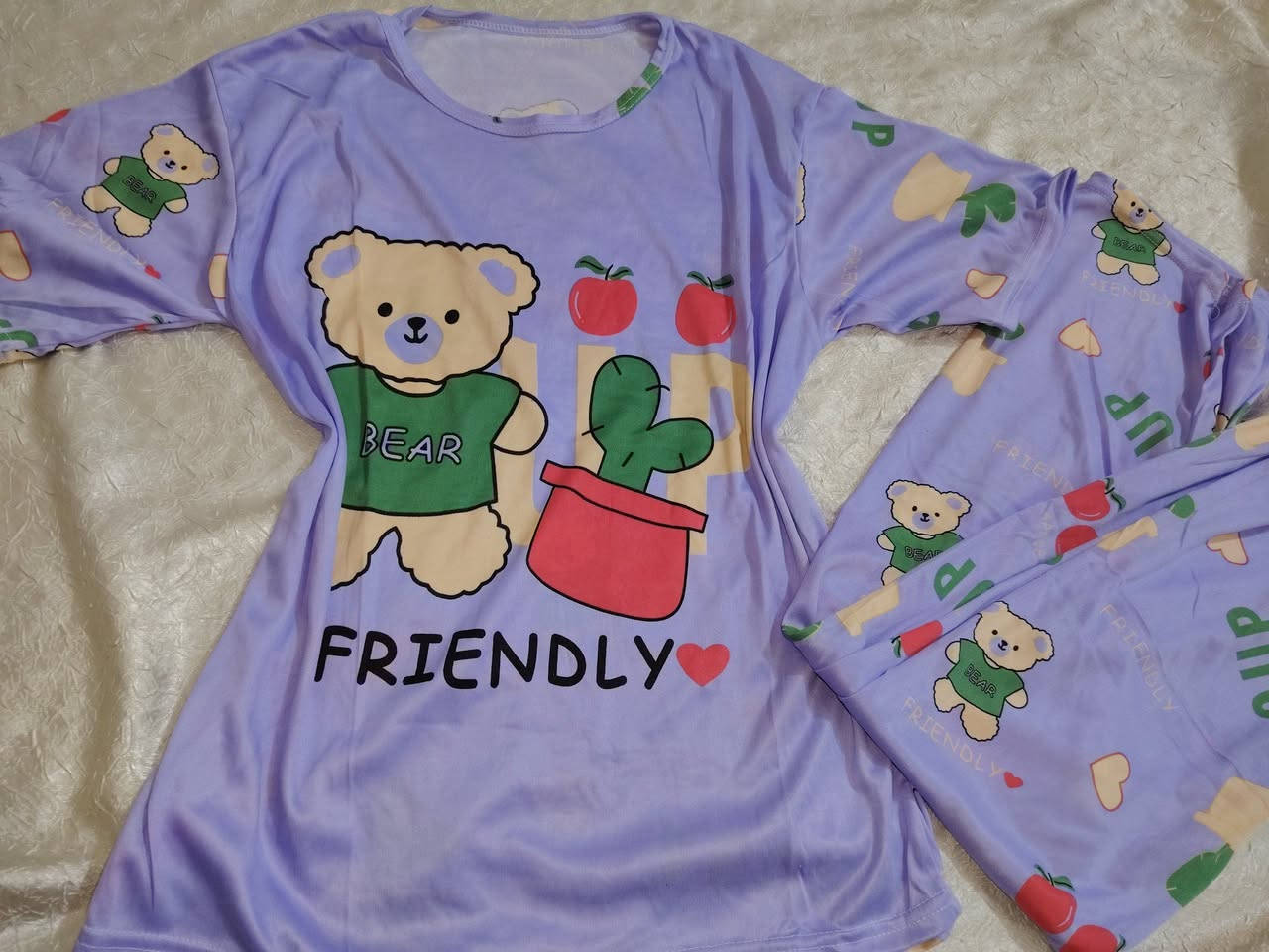 يلبس الي وزنهن ٤٠ او ٥٠ ناعمات يعني 🥰😍بخمسه فقط


**إذا كنت صاحب هذا الإعلان وتريد حذفه لأي سبب، رجاءا أرسل رسالة إلى الدعم الفني**