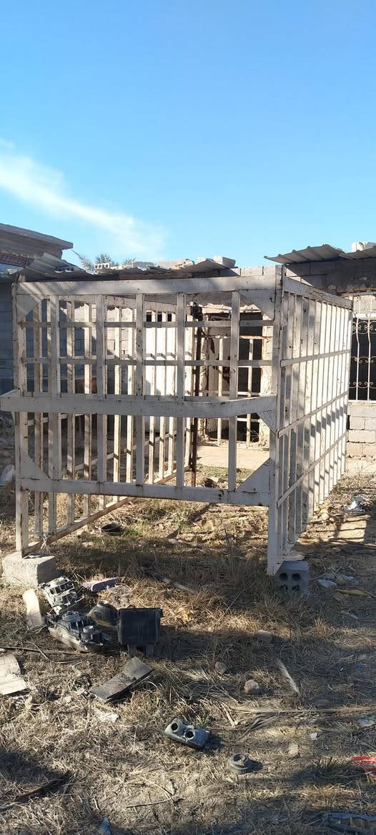 السلام عليكم محجر بنكو 8جنكال طابقين بدون خياس حديد درجه اولى سعره 350 مكاني حله ***********
