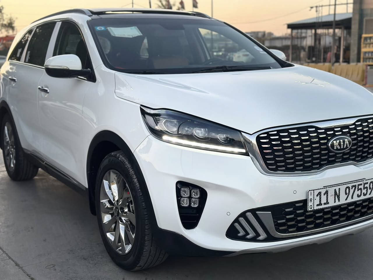 اسعد الله أوقاتكم بل خير والبركه احبتي سورنتو20خليجي بونراما بصمه كراسي كهرباء ٦ سلندر مكفوله من الصبغ والضربه والتبديل رش بل بلاستك الأمامي فقط ورصه بل باب مال سايق مسحوبه السياره جديده جدا ماشيه ٥٩ اللف حقيقي الباقي على وضع الشركه رقم بغداد الجديد ابسمي سنويه وهزه جديده 
مكانها بغداد العامريه سعرها 259 ورقه قفل 
***********
