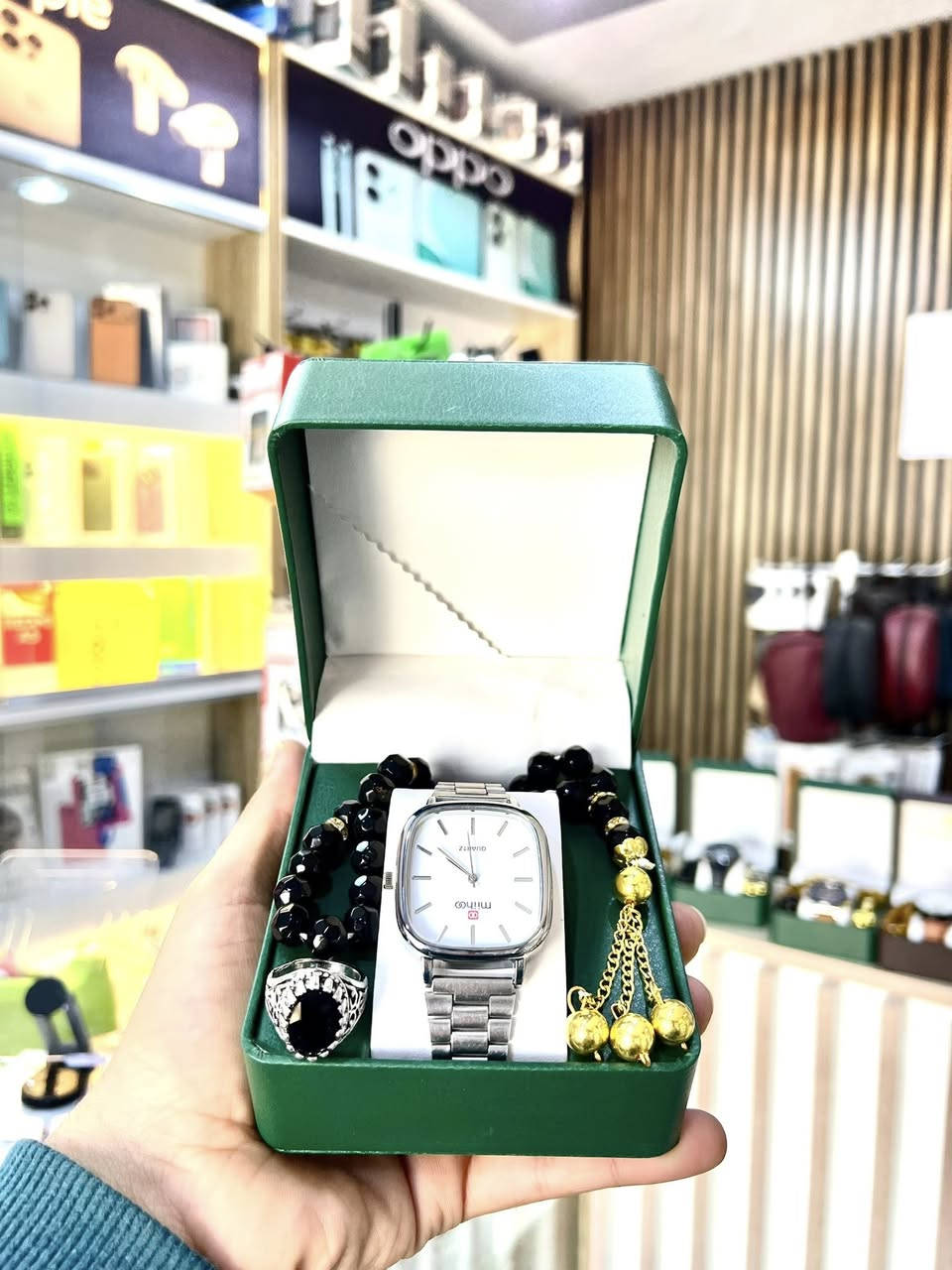 عرض العيد 🔥


**إذا كنت صاحب هذا الإعلان وتريد حذفه لأي سبب، رجاءا أرسل رسالة إلى الدعم الفني**