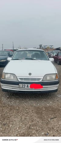 اوبل اوميكا موديل 92 وماكينه 20 للبيع السعر 40 وبيها مجال  استفسار خاب...