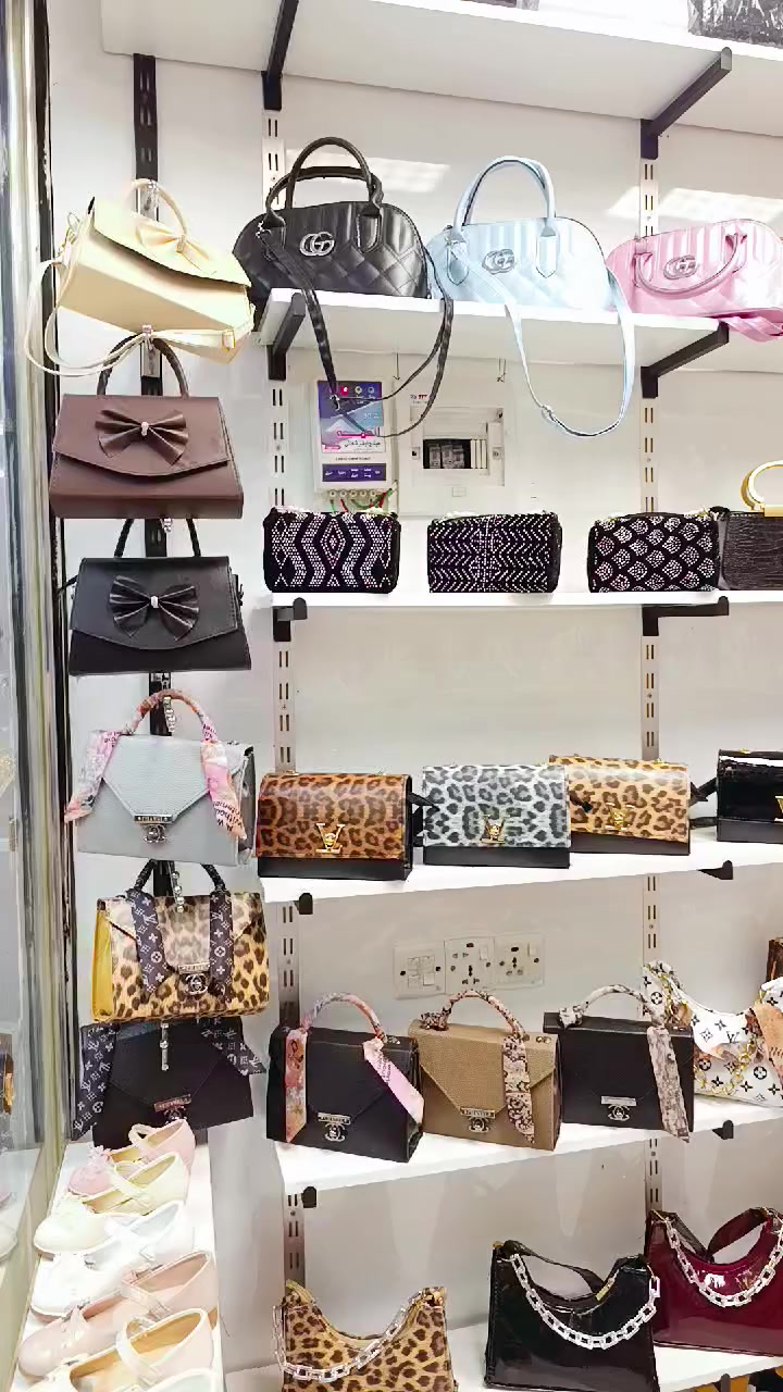 اهلا وسهلا زبائنا الكرام احذية وحقائب ايات ✨❤️
اليوم عرض غير شي يختلف السعر 5 الاف فقط الجنط  

عنوانا بغداد الامين الثانيه سوك الشهداء مجمع لؤلؤة بغداد الفرع الثاني مقابل ازياء حيدر العطواني  يوجد لدنيا خدمة توصيل 

تنورنا و تشرفونا

*متواجدين من ساعه 10 صباحا الى الساعه 12 ليلا

طيلة ايام شهر رمضان المبارك


**إذا كنت صاحب هذا الإعلان وتريد حذفه لأي سبب، رجاءا أرسل رسالة إلى الدعم الفني**