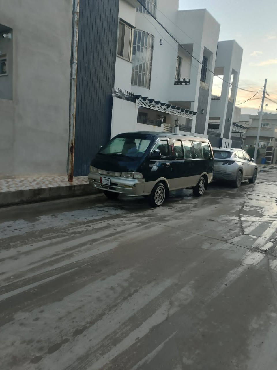 كيا ابريجو للبيع رقم صلاح الدين ألماني سنويه ٢٧جاهزه شواصي جديده داخل جديد ***********
