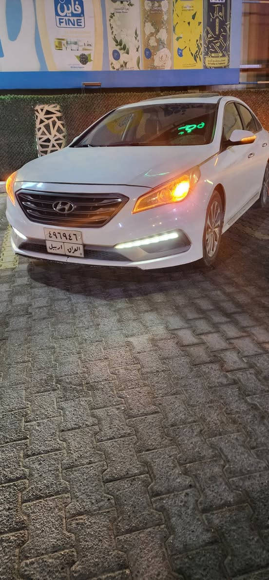 سلام عليكم للبيع بسعر مناسب جداً  سوناتا موديل 2017 سبورت كير/محرك/صدر/تايرات/كهربائيات/كلهن شرط سياره حلوه وجاهزه ومال جناي تبريد ثلج❄️ تدفئه🔥 سياره ماناقصها كلشي حيل حلوه جديده بمعنى الكلمه السياره  التحويل والغرامات…وكاله حاضر 
…ملاحضه السياره بيها صبغ 3 قطع اثري تشليع 
مكان السياره  النجف حي النداء السعر ١٢٧  وبيها مجال للأستفسار الا تصال ***********
