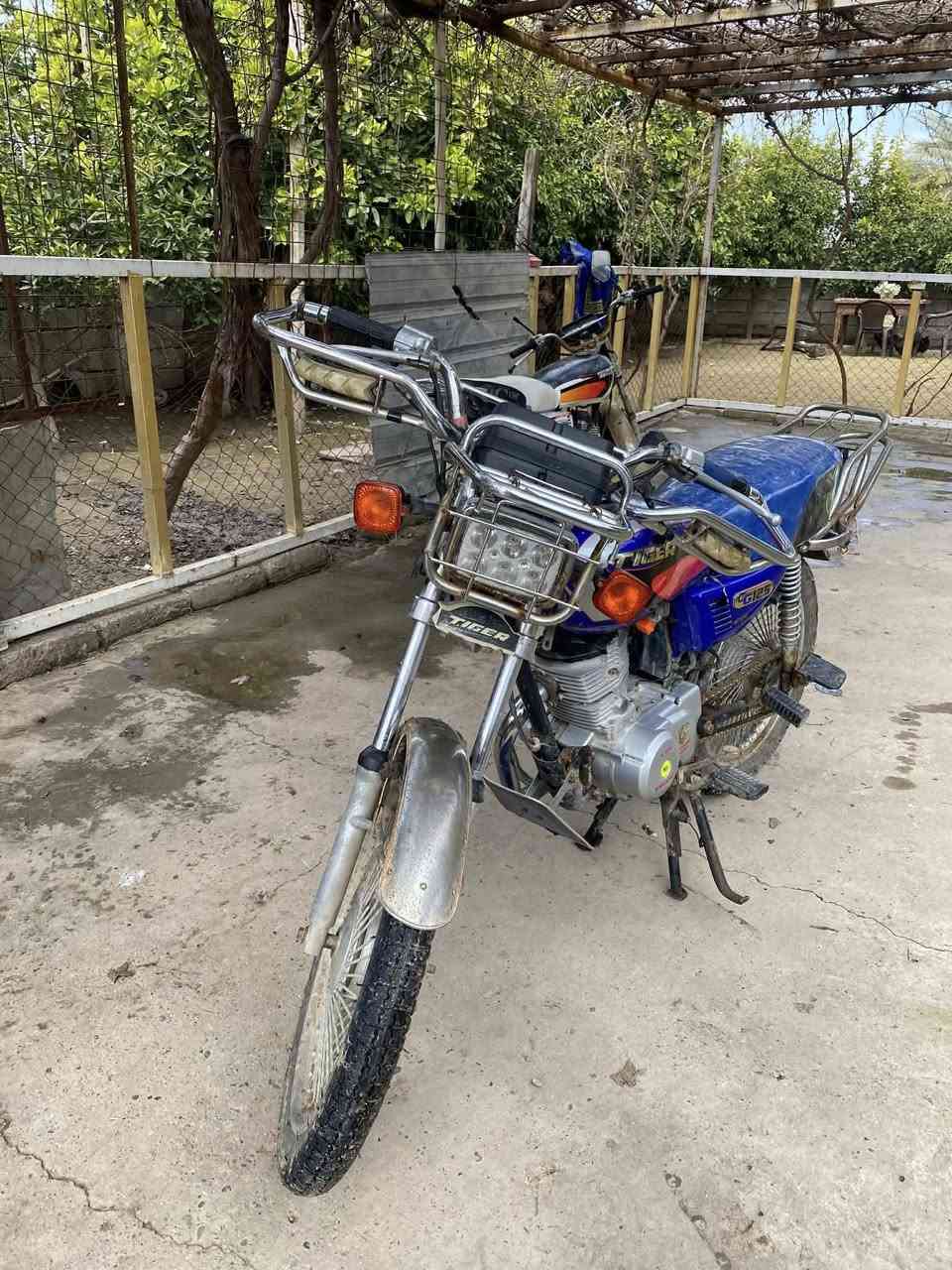 السلام عليكم ماطور تايكر ٢٠٢٠ ابل درع للبيع باب اول وزن ثقيل مفتوح مبدل بستم كهربائية شغال ماطور شرط هندر واحد كلشي مايعوزو السعر ٤٢٥ وبي مجال شراي تعال خاص مو شراي لاتبزعني 
مكاني حمام علي


**إذا كنت صاحب هذا الإعلان وتريد حذفه لأي سبب، رجاءا أرسل رسالة إلى الدعم الفني**