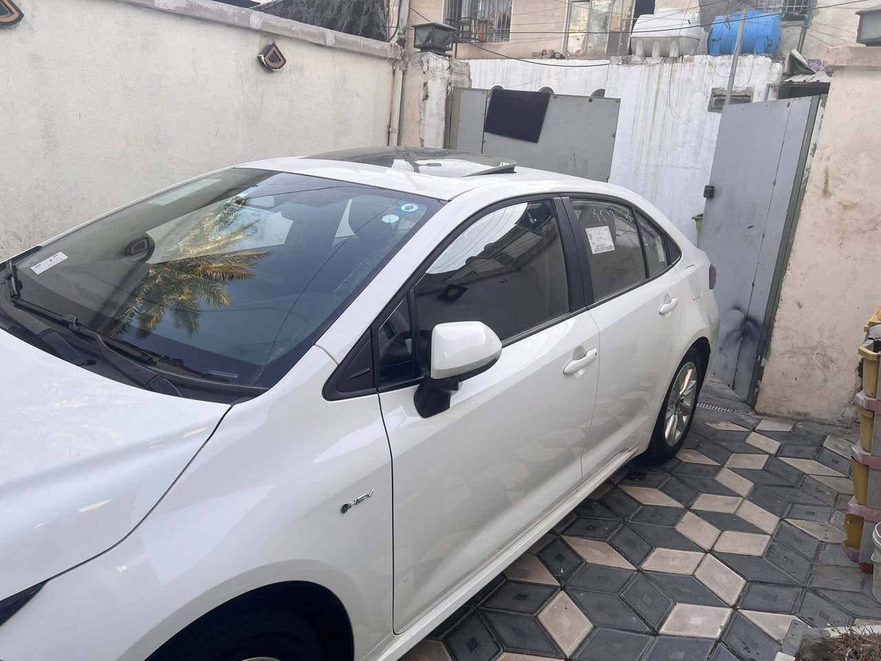 كورلا ٢٠٢٥ ماشيه ٦ آلاف مكفوله من صبغ وبارد وشخوط سعر ١٥٤ رقم ***********
