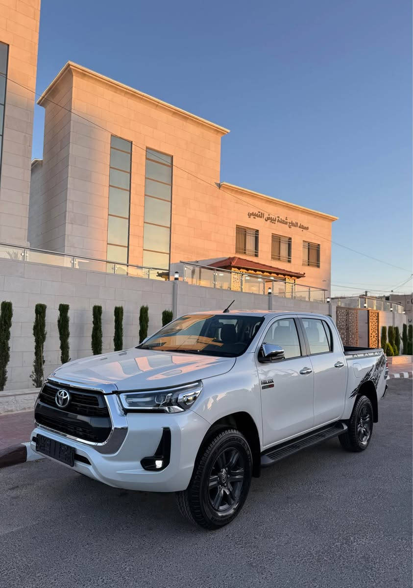 تويوتا هايلكس 2022 4X4 وارد المركزية
مالك اول من الشركة
فل كامل ( جير اتوماتيك ) 
فحص كامل كرت ابيض 
دهان الشركة ولا حبة دهان 
ترخيص سنة كاملة 
4 فردات كوشوك يوكوهاما جداد 
البكب بحالة الوكالة 
الله يبارك لصاحب النصيب 
ت : 0795689897 ابراهيم الطويل عمان, محافظة عمان


**إذا كنت صاحب هذا الإعلان وتريد حذفه لأي سبب، رجاءا أرسل رسالة إلى الدعم الفني**