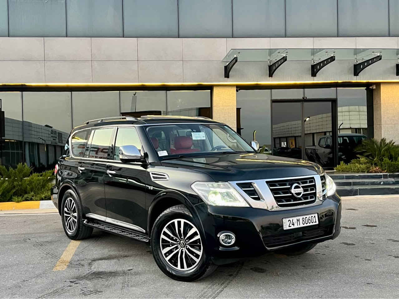 بسم الله الرحمن الرحيم 
NISSAN ARMADA 2017 PLATINUM 
نيسان ارمادا بلاتنيوم فول مواصفات 2017 

🛑محرك 8 سلندر 5600 
🛑 61 الف 
🛑مكان سليمانية 

ملاحظة : سيارة بيها فقط ربع البونيد صبغ بدون دواخل بشرط 
🛑 :- {فتحة - رادار - 5 كامرات - فور ويل 4x4 - كشنات تدفئة و تبريد وخزن ميموري - سكان كهرباء و تدفئة - كشنات خلفية كهرباء و تدفئة - بصمة وتشغيل عن بعد - صندوق جك (كهرباء) - لايتات متحرك مع فرة السكان - شاشات خلفية - دواخل نسمو } بعد كلش هواية مواصفات 
🛑ملاحظة : سيارة جاهزة بشرط بدون اي نقص تخم تايرات جديد عليها 

سعرها : 247 ورقة 💵 

سيارة باسمي تحويل وكالة حاظر

للاستفسار ***********  📱 السليمانية, العراق
